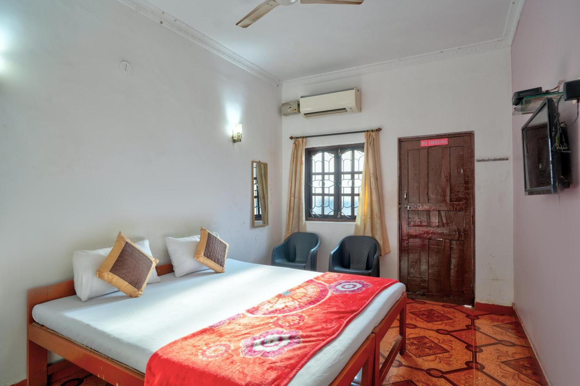 Om Sai Guest House กาลังกูติ ภายนอก รูปภาพ